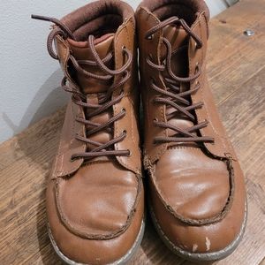 Boys boots